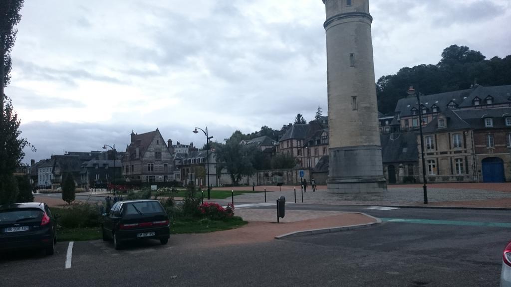 La Cabane Du Pecheur Honfleur Exteriör bild