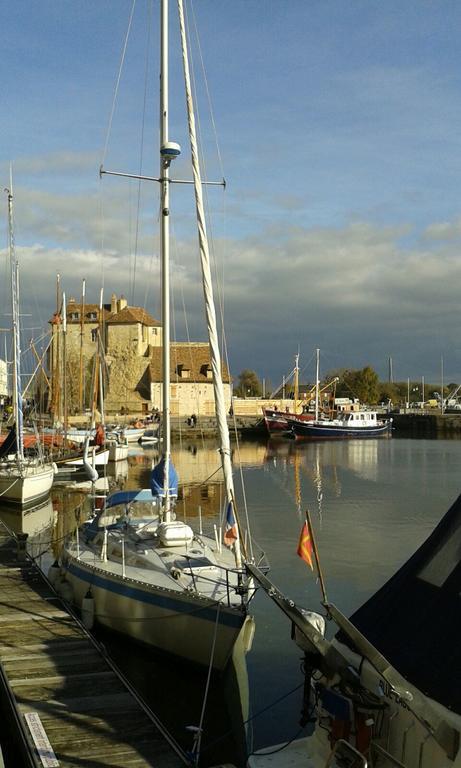 La Cabane Du Pecheur Honfleur Exteriör bild